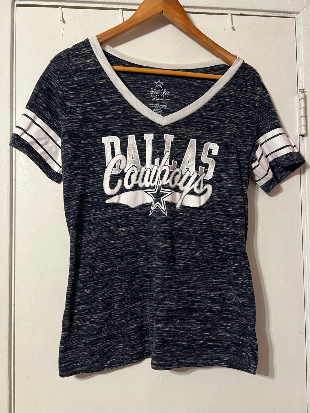 Dallas Cowboys Graphic V-Neck Tee